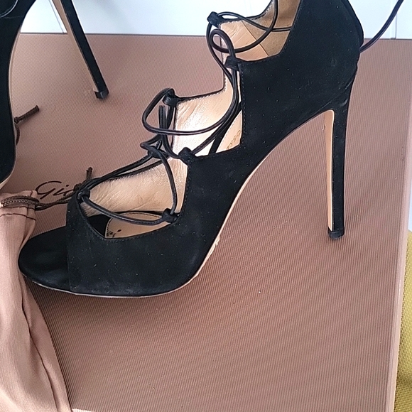 Gianvito Rossi 100mm black lace up suede heels - Picture 7 of 9